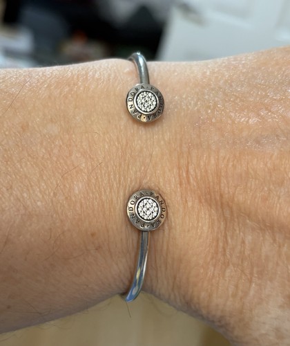 Pandora signature logo pave - pandora,