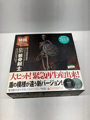 Kaiyodo revoltech skeleton - kaiyodo,