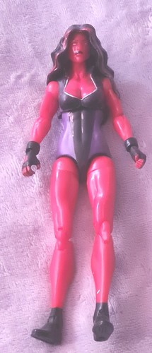 Marvel legends red she hulk - marvel,