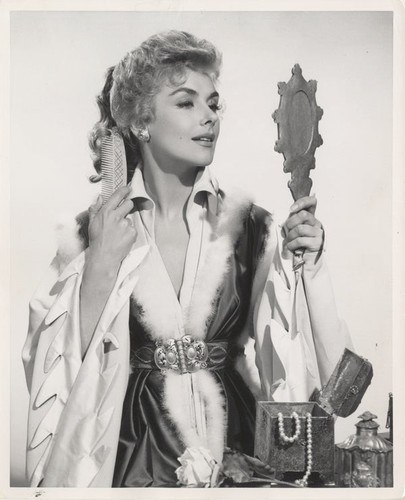 Kay kendall brushing - kay,