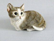 SHERRATT AND SIMPSON RESIN ORNAMENT OF CAT LYING DOWN - PERFECT CONDITION