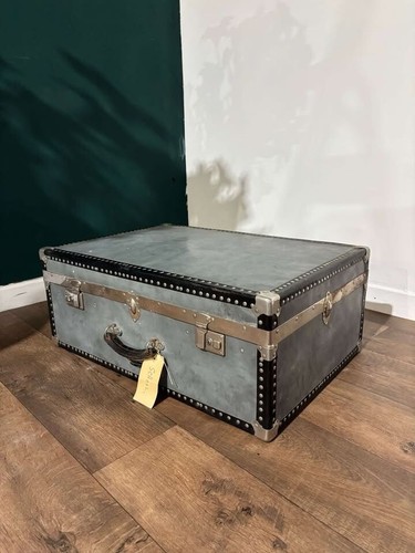 Vintage metal clad trunk - vintage,