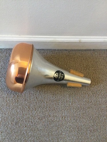 Trombone mute tom - tom, with
