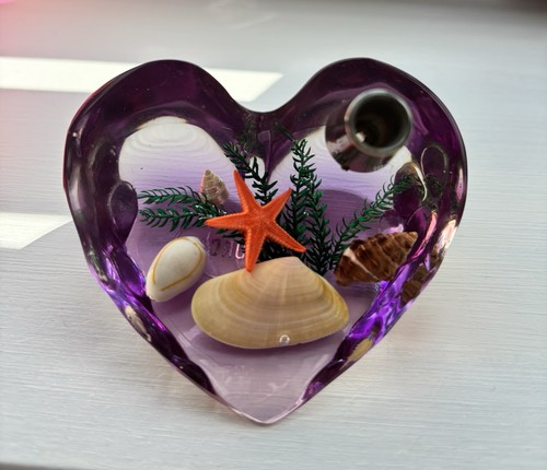 Vintage lucite resin - lucite, heart