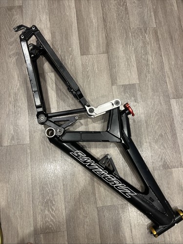 Santa cruz v10 - cruz,