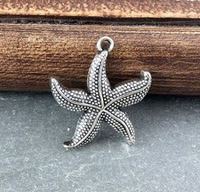 5 x Pretty Starfish Charms in