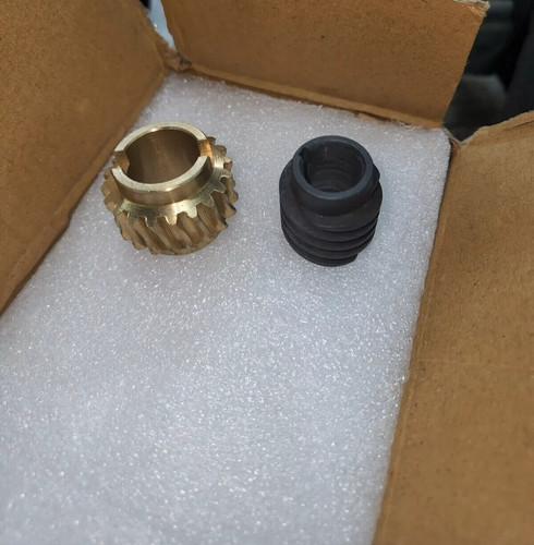 Steel and broze worm gear - steel,