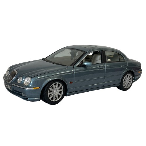 Maisto scale diecast - maisto,