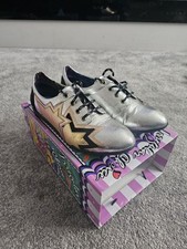 Irregular Choice star light