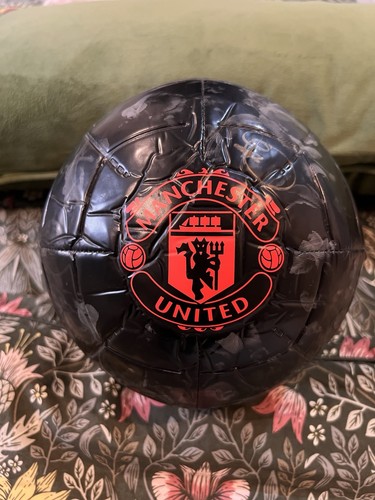 Signed manchester united - manchester,