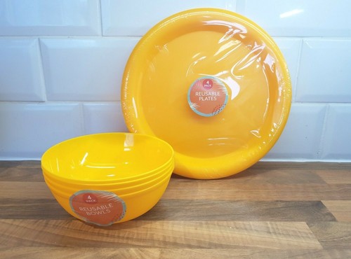Pack plastic bowls plates - 4,