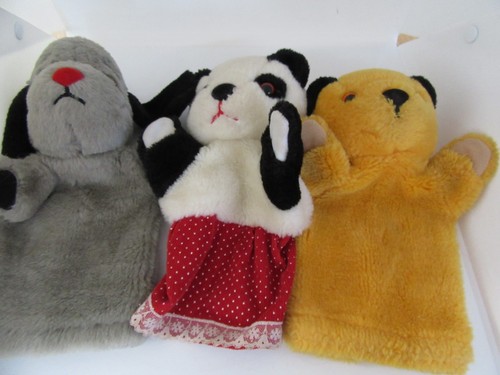 Sooty sweep and soo - sue, hand