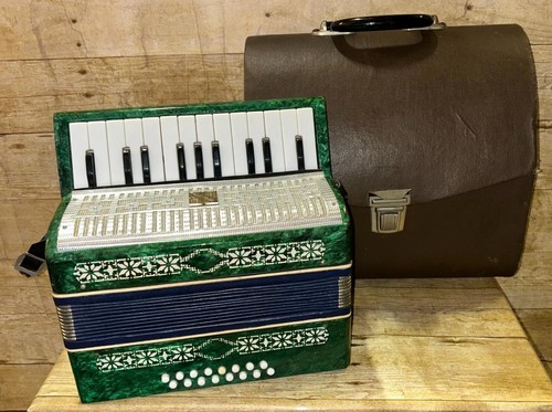 Vintage cased razho manbiw - vintage,
