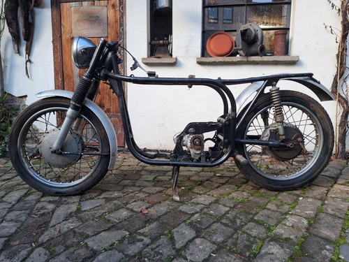 Norton sprung bed bsa goldstar - bed,
