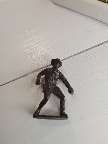 Cowboy kinder surprise - cowboy,