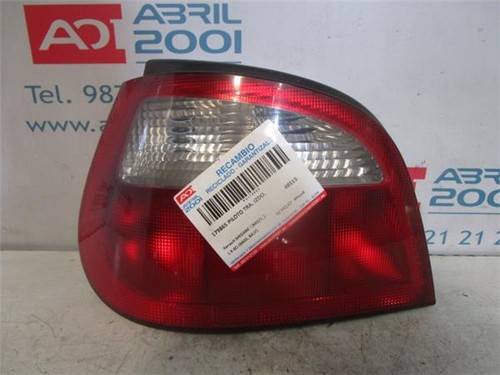Rear light left - rear,