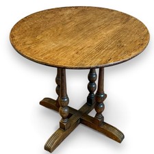 Antique Solid Oak Coffee Table Old Charm Style Turned Legs 52cm Diameter