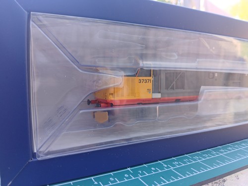 Bachmann class br - 37,