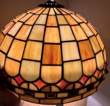 Tiffany style lampshade 29cm Diameter 16cm Tall