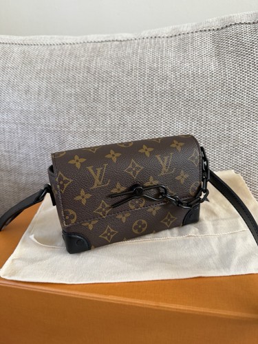 Louis vuitton monogram - louis,