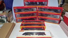 Hornby R3893 GNER Class 91 Cancer Research UK Locomotive + 9 MK4 Coaches + DVT