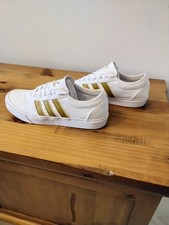   Adidas Trainers canvas  8.5 White / green  , white soles VGC 