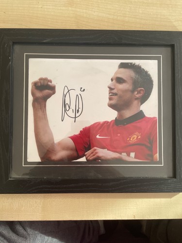 Framed signed robin van - framed, persie