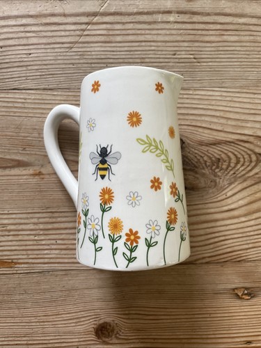 Small jug with bees - jug,