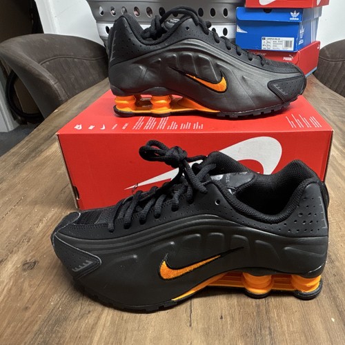 Nike shox cw2626 007 - r4, cw2626-007