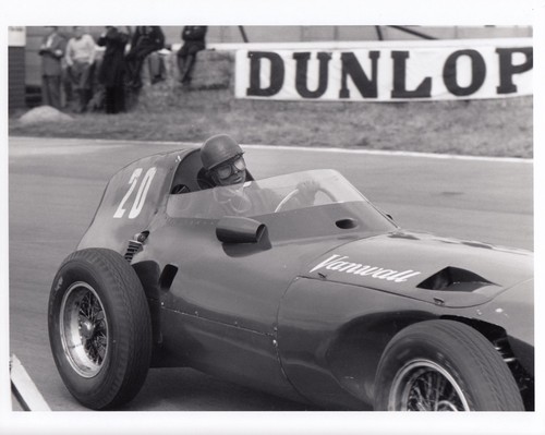 Tony brooks vandervell vanwall - vandervell,