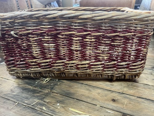 Extra large vintage wicker - extra,