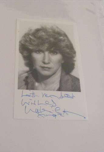 Valerie singleton signed - singleton,