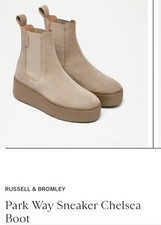 Russell & Bromley Parkway