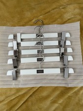 Hugo Boss clippy hangers X5 / premium wooden white 