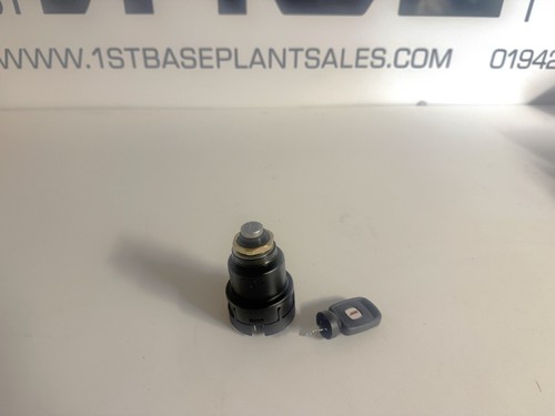 Avant wheeled loader - loader, key