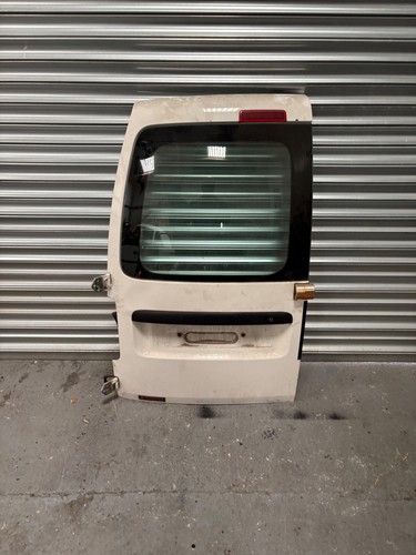 Caddy mk3 2011 2015 rear - caddy, 2011-2015