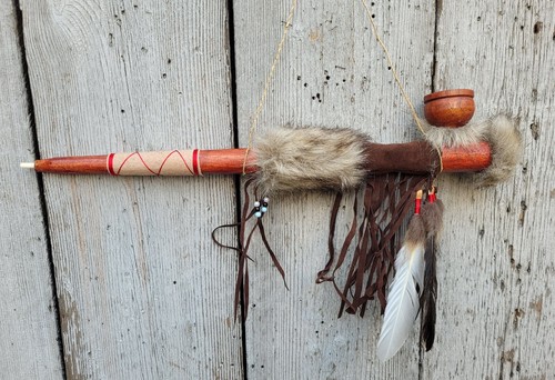 Peace pipe native indian - pipe,