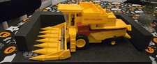 Britains New Holland TR85 Combine Harvester, 1:32 Scale, With MAIZE Header.