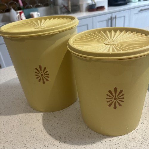 Vintage tupperware yellow - vintage,