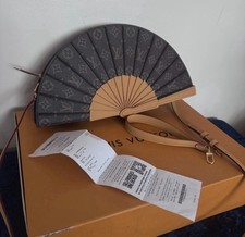 Louis Vuitton LV Fan M14804