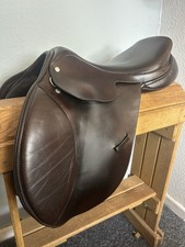 17inch medium Jump Saddle -