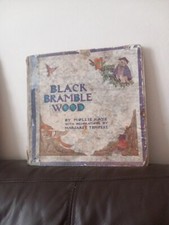 Black Bramble Wood - Mollie