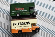 Corgi 1:50 Bedford Luton Pantechnicon Grattan Livery & Freeborn Livery