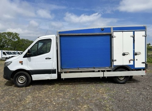Mercedes sprinter chassis cab - mercedes,