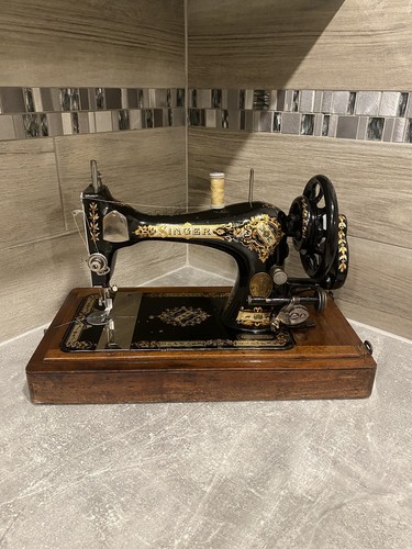 Singer sewing machine 1917 - sewing,