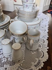 Noritake Longwood Part Dinner