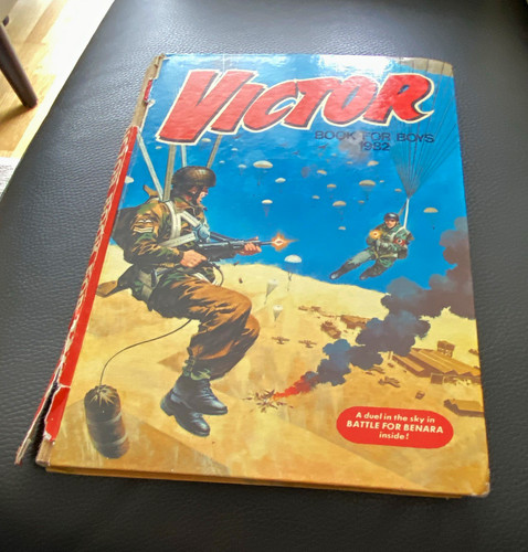 Victor annual comic book 1982 - victor,