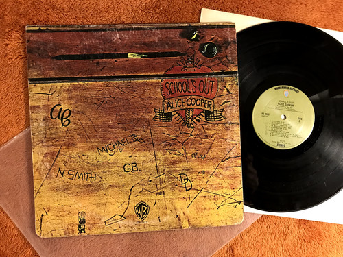 Alice cooper school out lp - cooper, school's