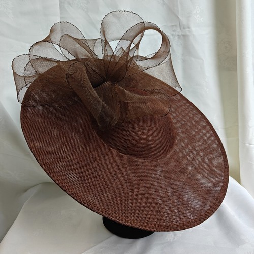 Brown flower wide brim - wide,