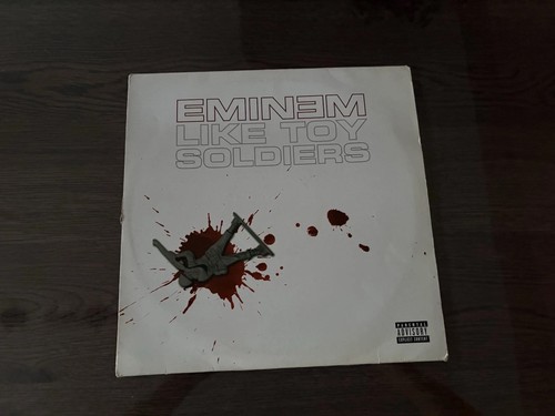 Eminem like toy soldiers - toy, 2004